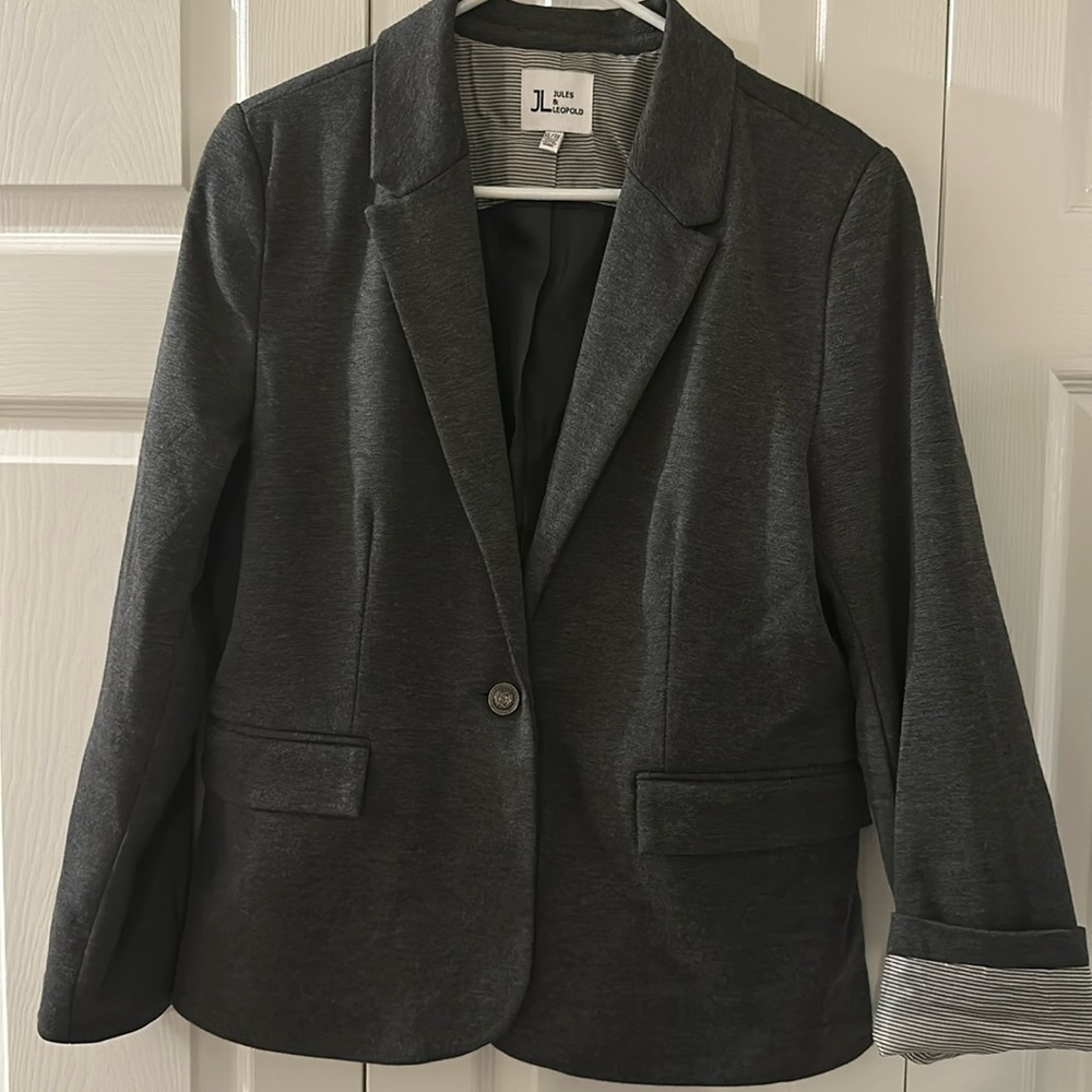 Gray blazer